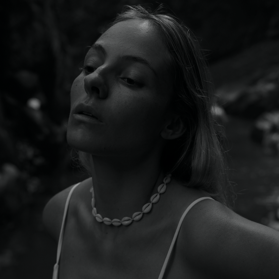 WYLDE WOMAN | MICHAELA D'ARTOIS